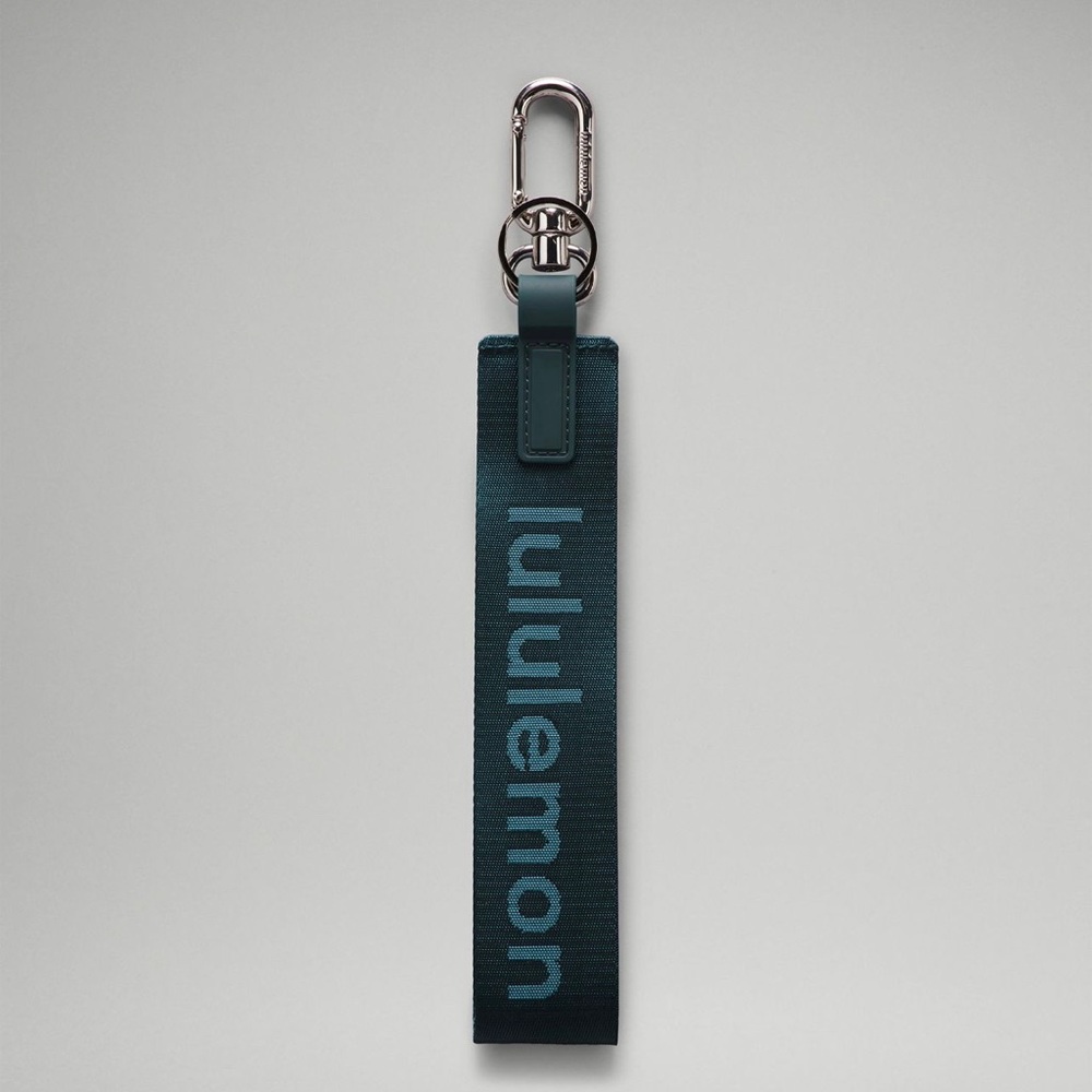 Lululemon Never Lost Keychain, Submarine/Utility Blue